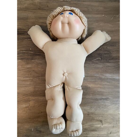 Vintage Cabbage Patch Kid Doll 1978 1982 Xavier Roberts Blue Eyes - Picture 1 of 2